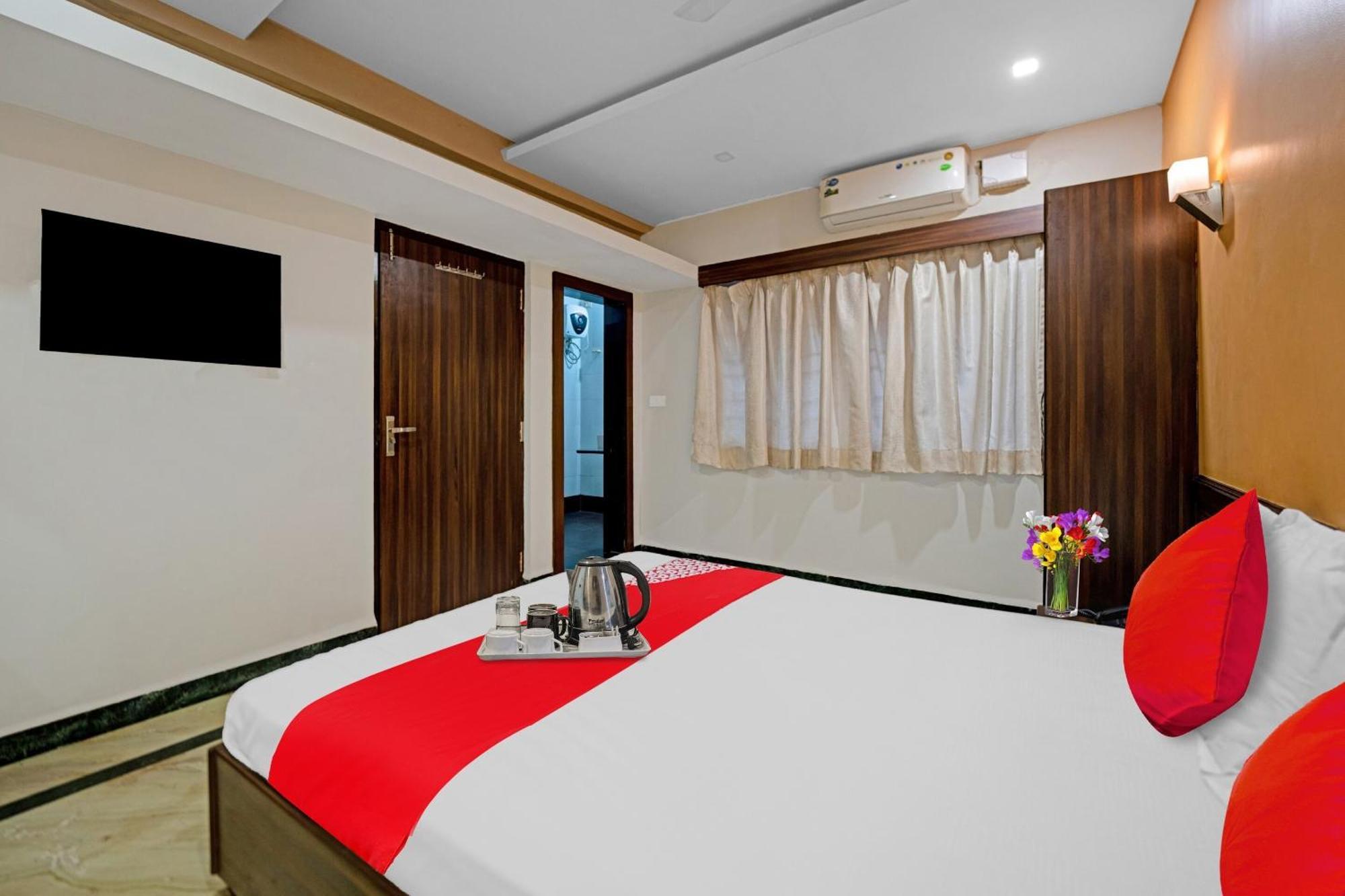 Collection O Oceana The Holiday Home Near Immaculate Conception Church باناجي المظهر الخارجي الصورة