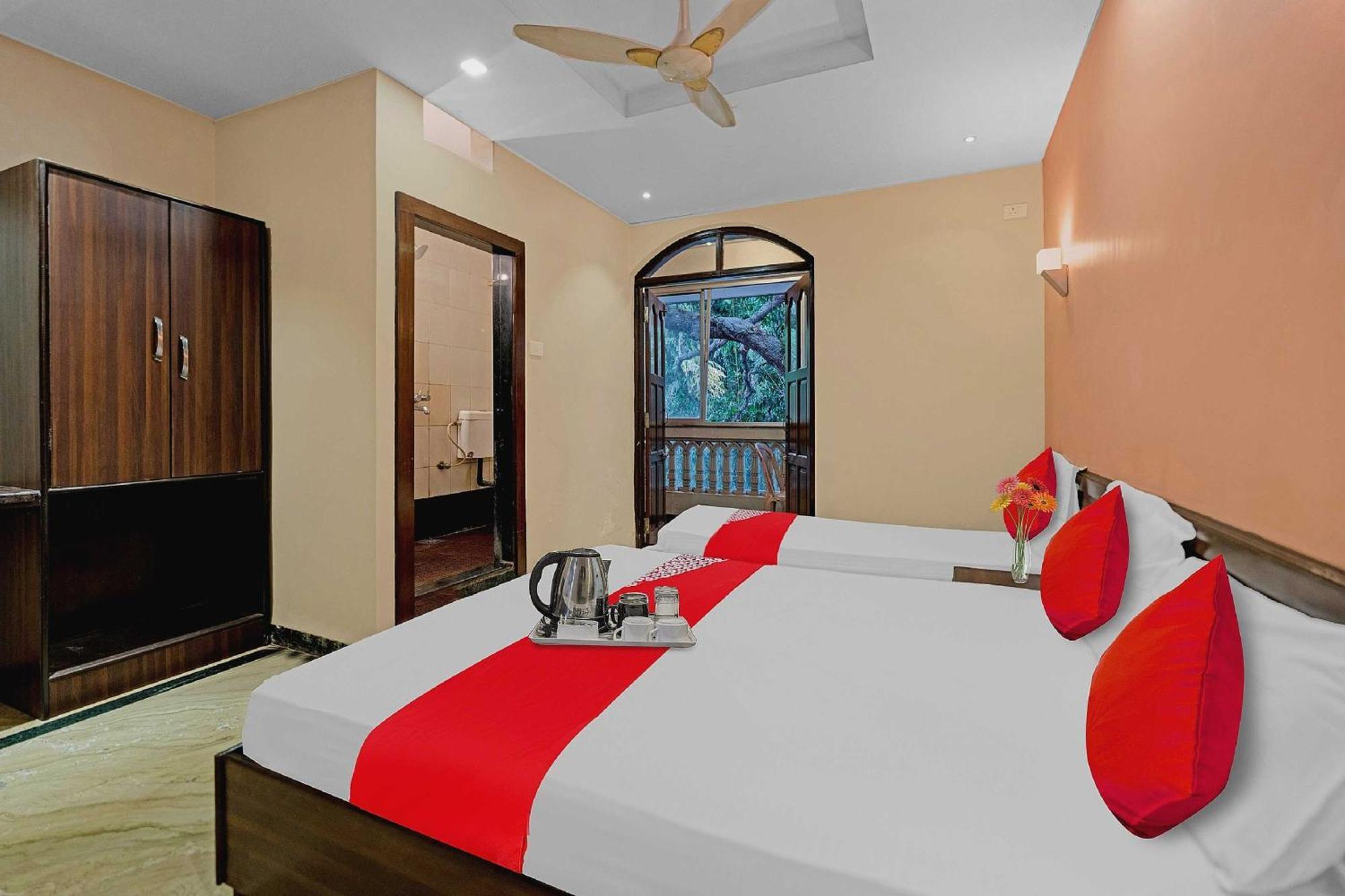 Collection O Oceana The Holiday Home Near Immaculate Conception Church باناجي المظهر الخارجي الصورة